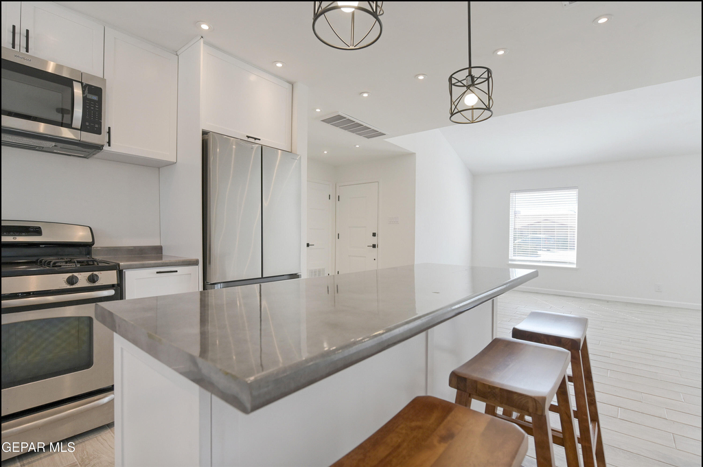 8617 Darlina Drive - Photo 15