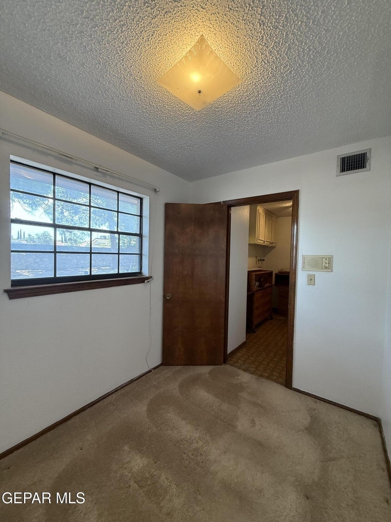 1709 Bruce Devlin Drive - Photo 21
