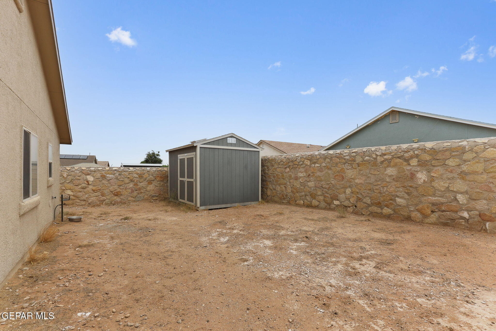 7224 Dust Storm Lane - Photo 36