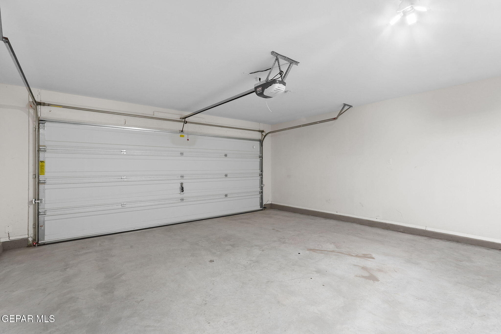 7224 Dust Storm Lane - Photo 45
