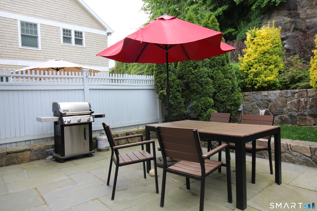 288 Davis Avenue - Photo 15