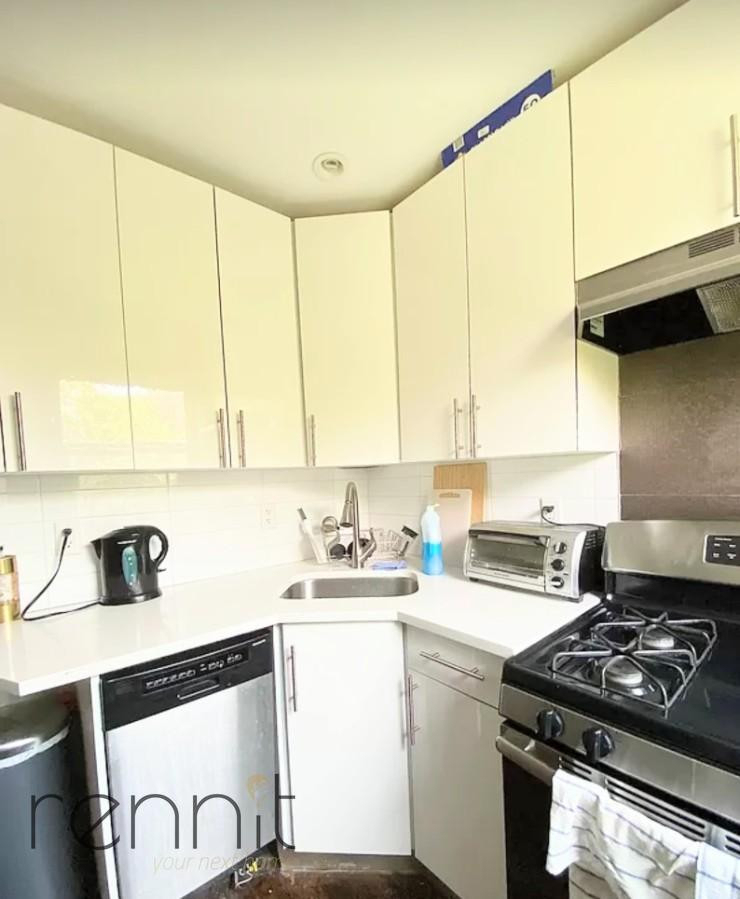 758 Willoughby Avenue - Photo 6
