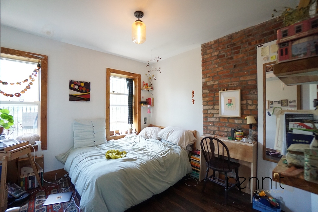 758 Willoughby Avenue - Photo 9