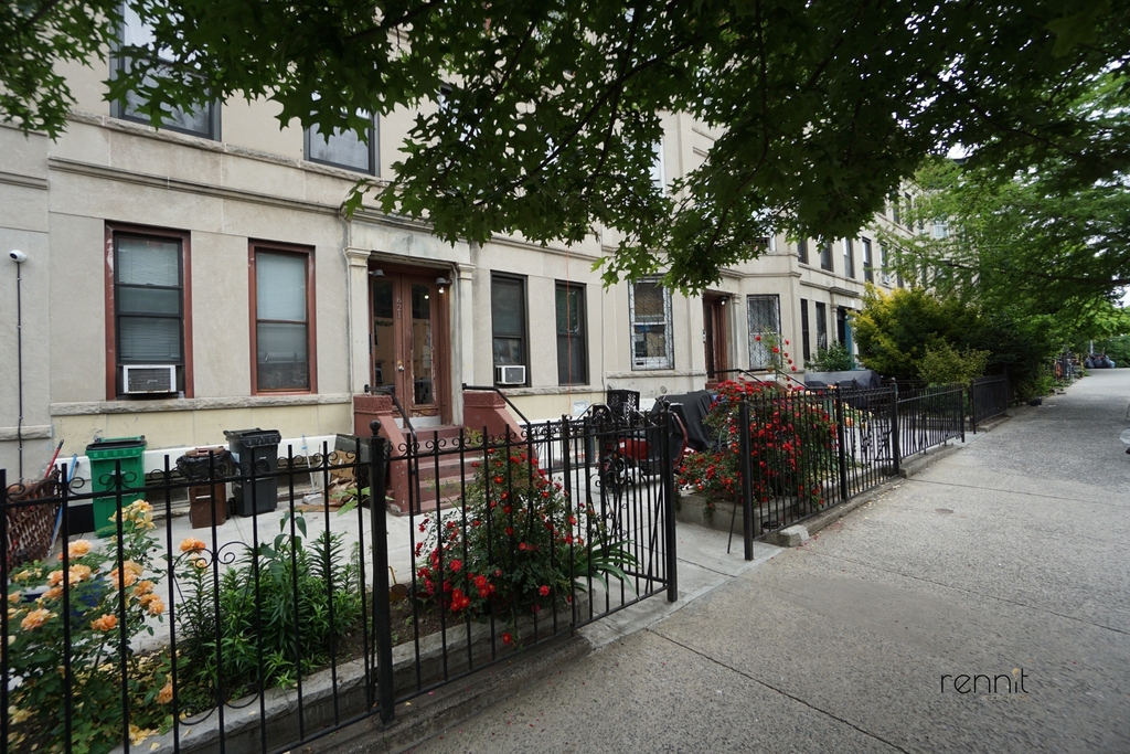 625 Sterling Place - Photo 15