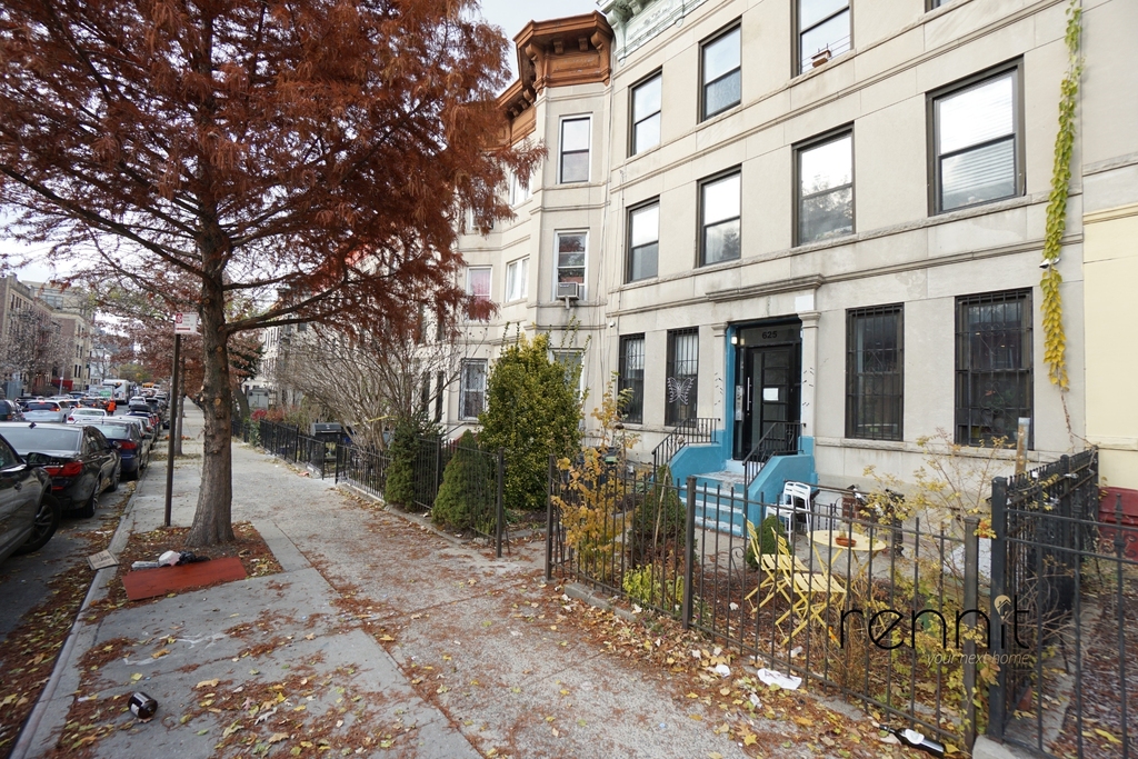 625 Sterling Place - Photo 13
