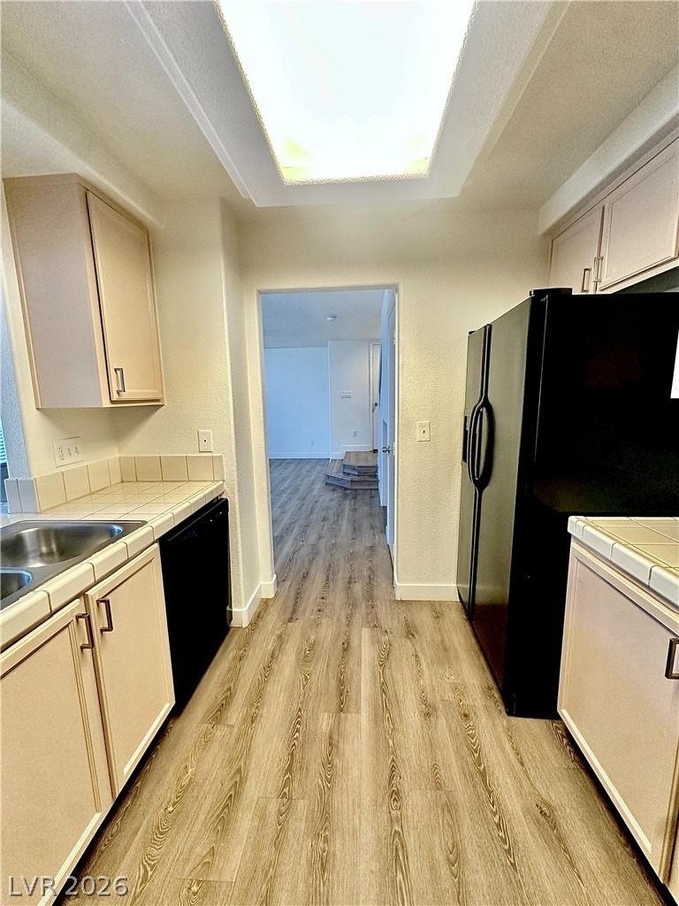 10232 Grecian Laurel Court - Photo 6