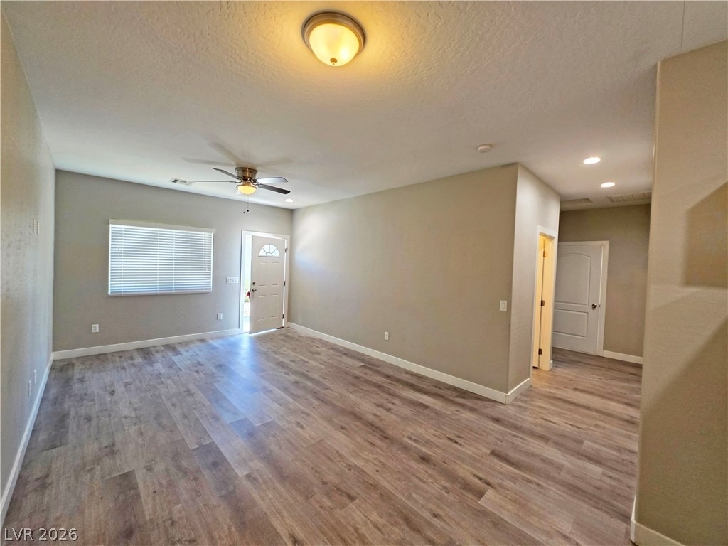 1121 Sixshooter Avenue - Photo 6