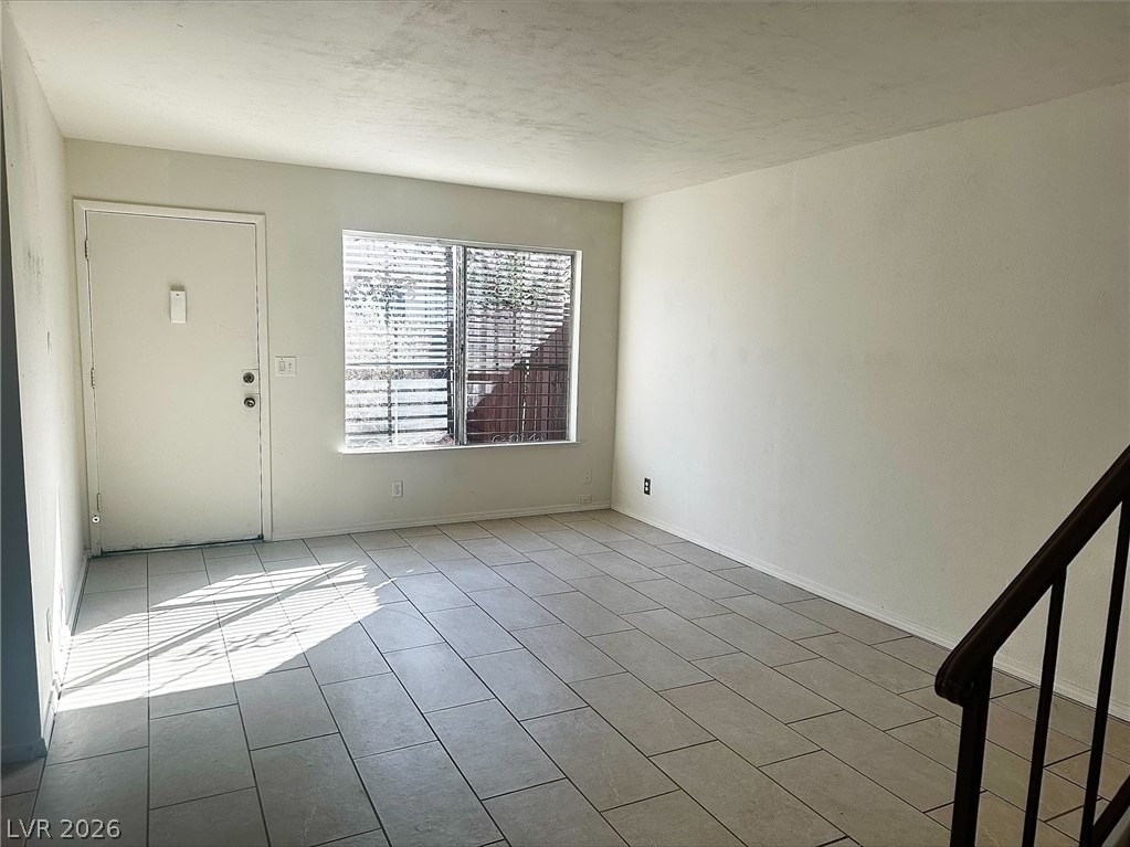 4338 Caliente Street - Photo 3