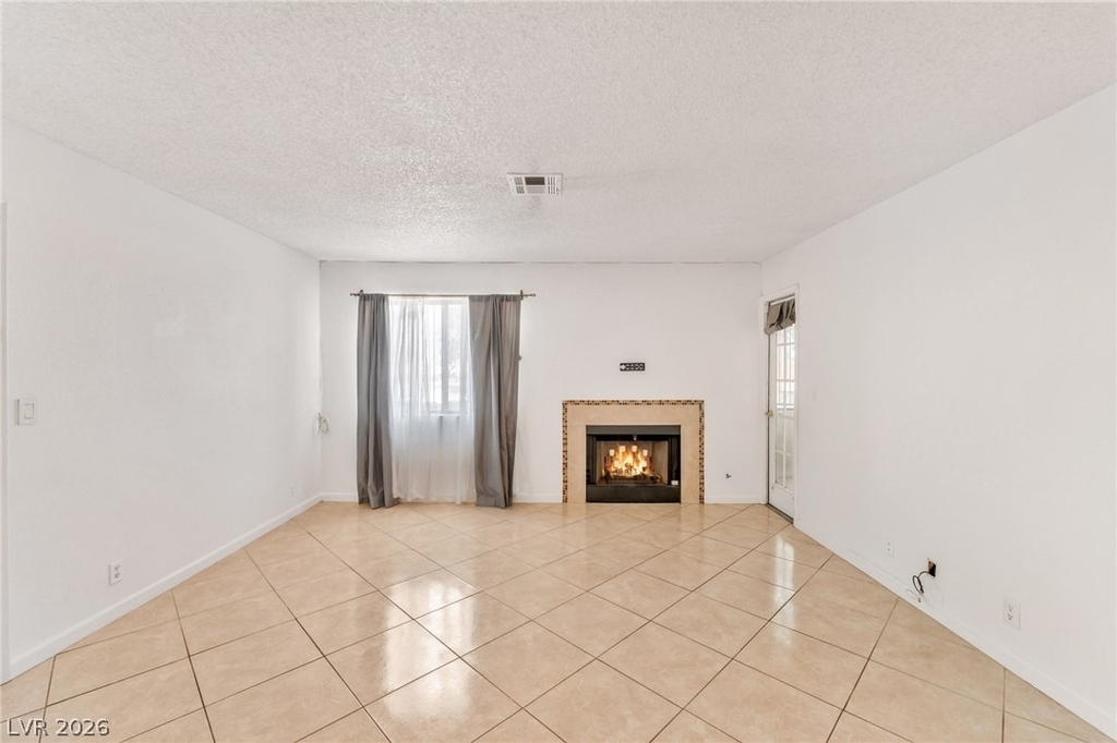 1701 E Katie Avenue - Photo 10