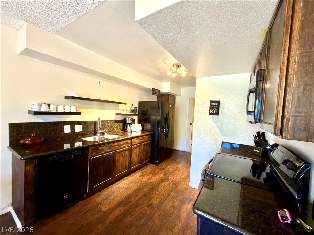 4509 Sirius Avenue - Photo 7