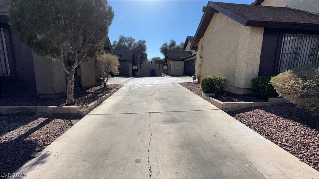 4509 Sirius Avenue - Photo 3