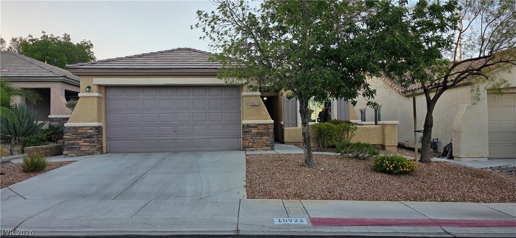 10922 Moonbeam Glow Lane - Photo 0