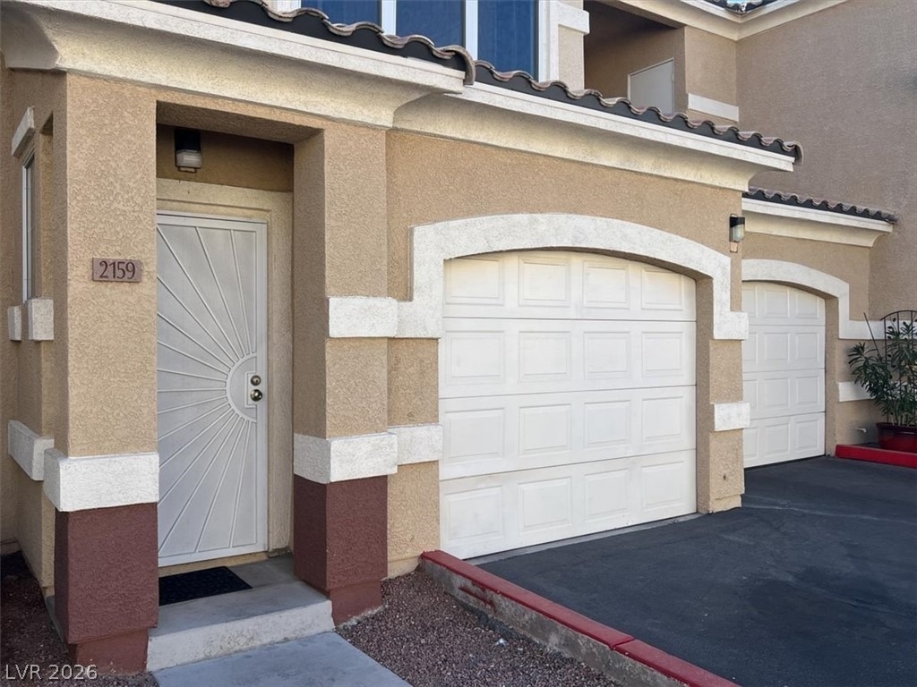 5855 Valley Drive - Photo 2