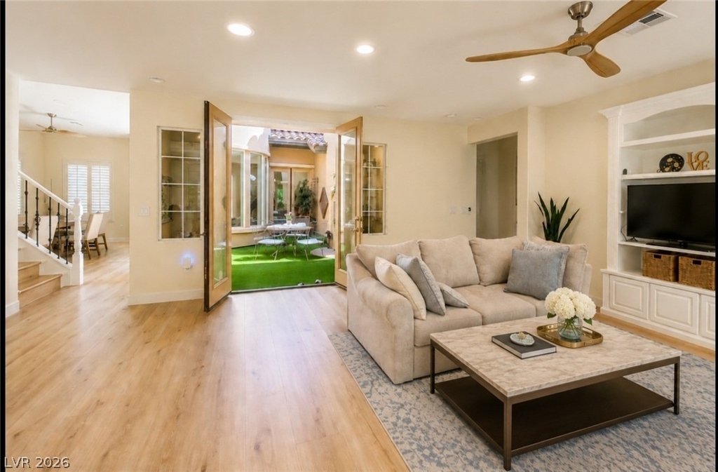 11392 Vernazza Court - Photo 6