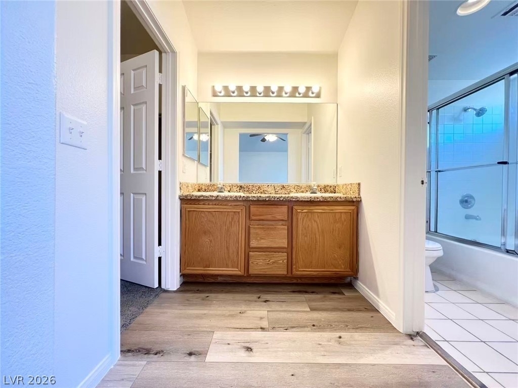 8284 W Rochelle Avenue - Photo 15