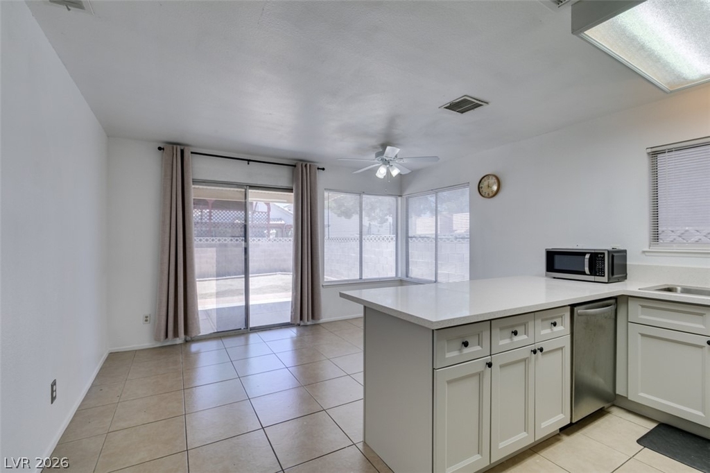 5847 Alcott Avenue - Photo 9
