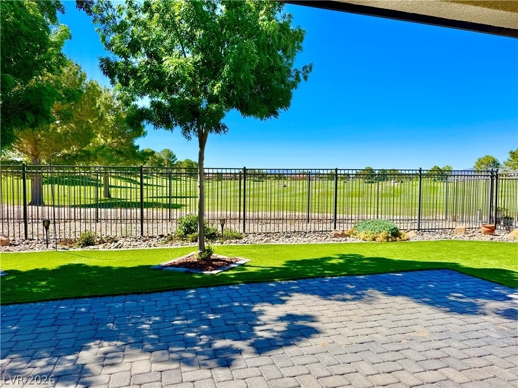 5025 E Beacon Ridge Drive - Photo 2