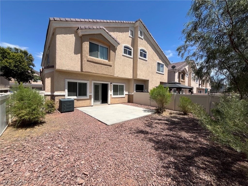 3213 Regal Swan Place - Photo 18