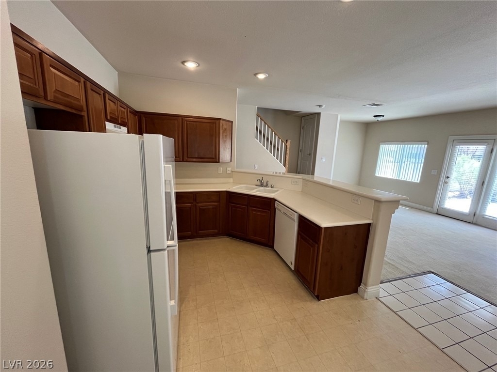3213 Regal Swan Place - Photo 4