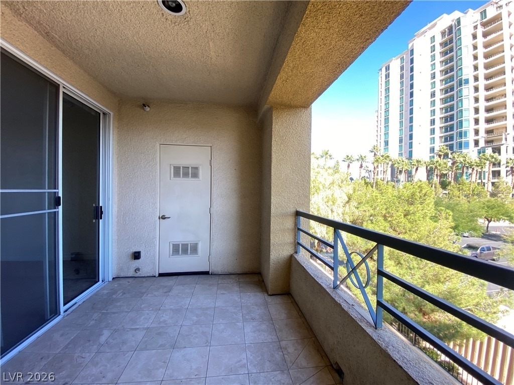 270 E Flamingo Road - Photo 23