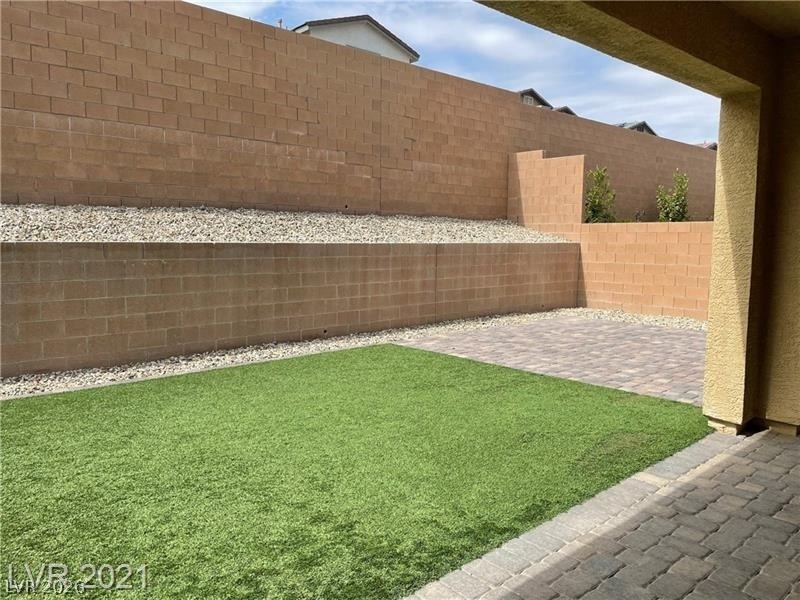 3159 Hazy Hills Avenue - Photo 7