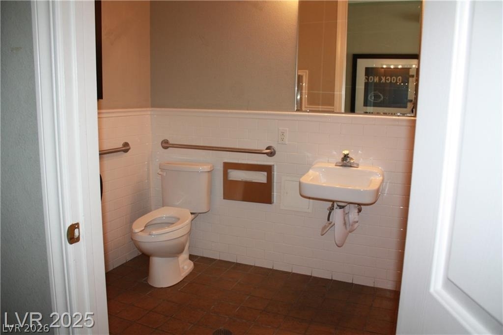 7660 W Eldorado Lane - Photo 37