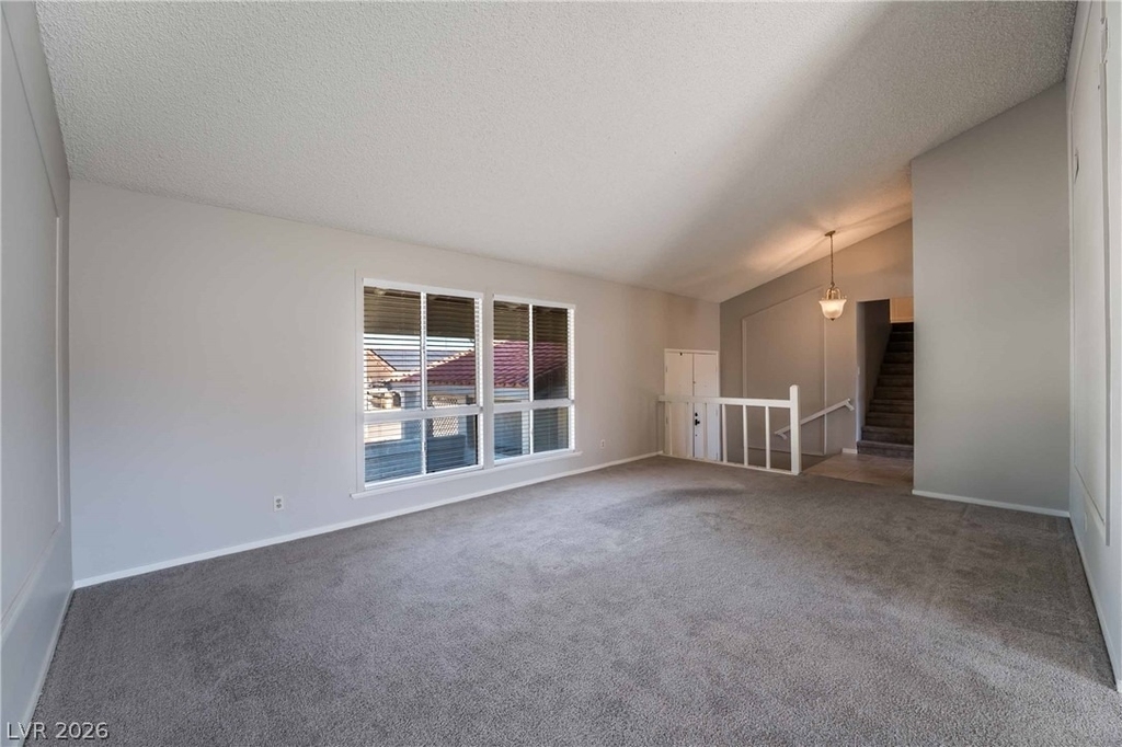 8705 Isola Drive - Photo 5