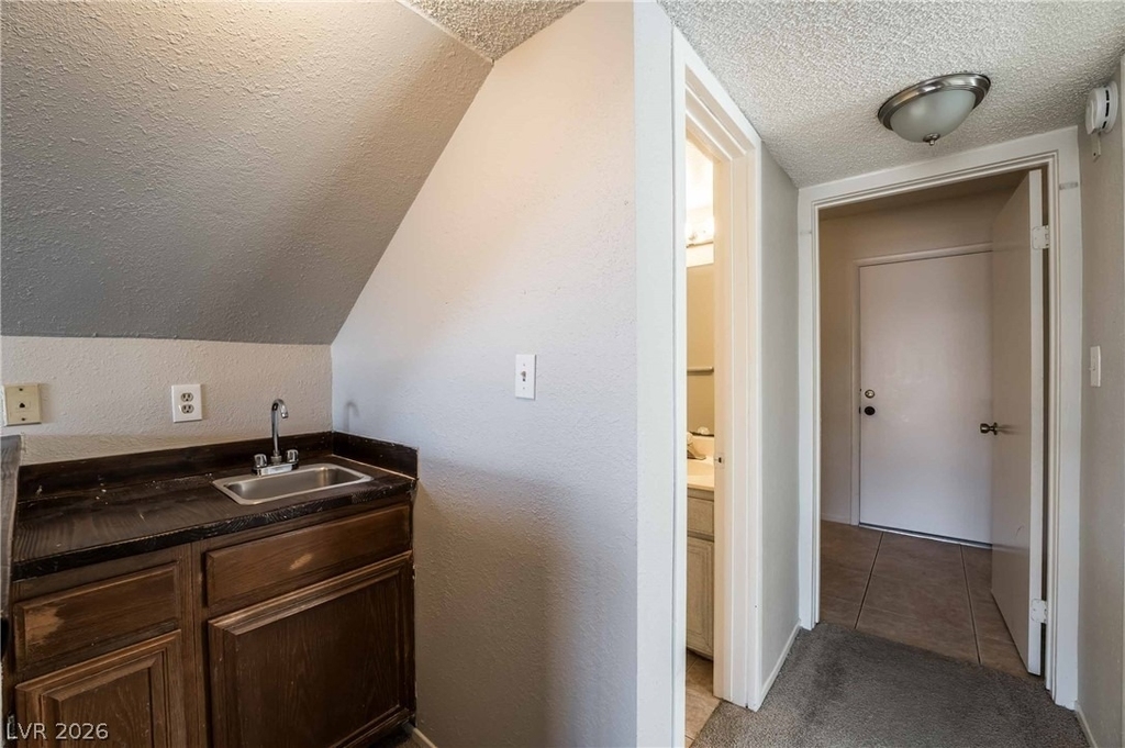 8705 Isola Drive - Photo 11