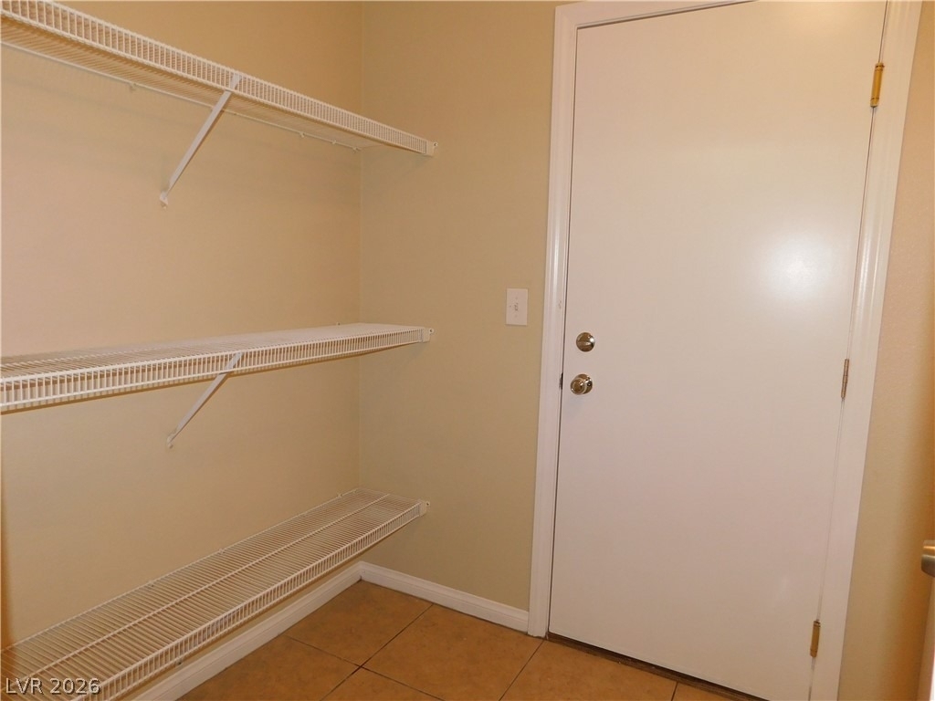 9210 Valley Ranch Avenue - Photo 11