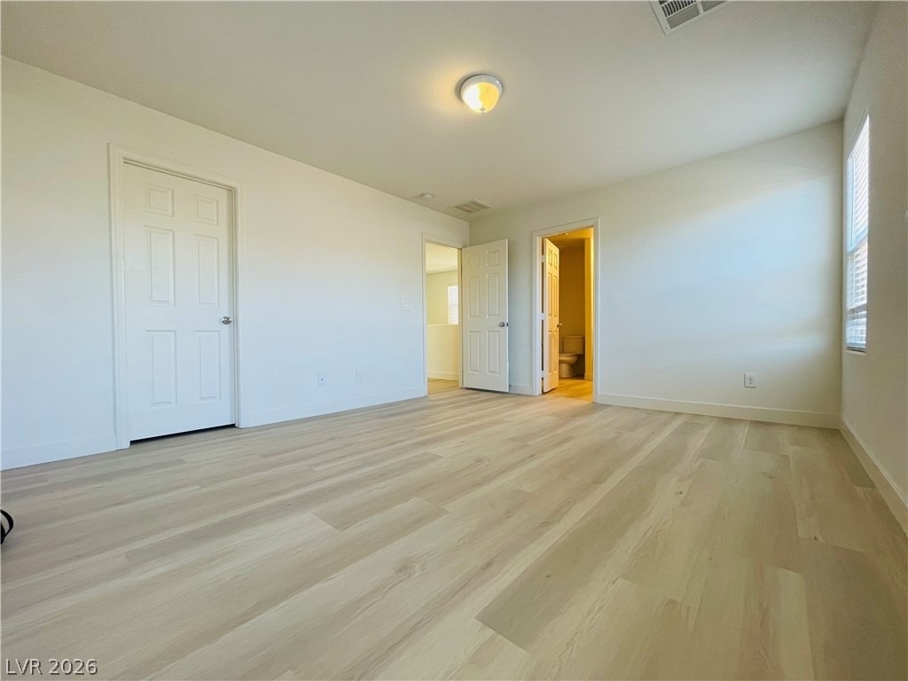 9206 Valley Betica Avenue - Photo 16