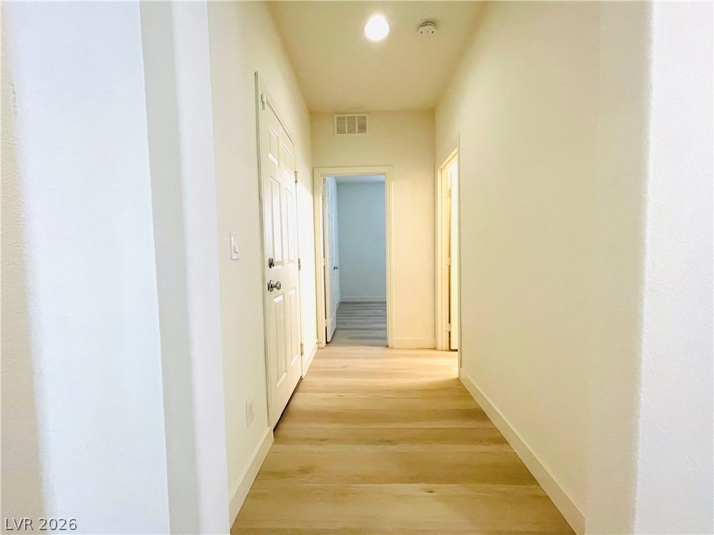 9206 Valley Betica Avenue - Photo 5