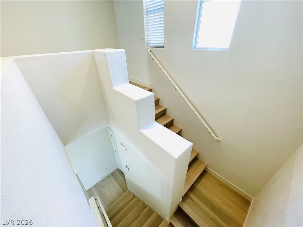 9206 Valley Betica Avenue - Photo 7