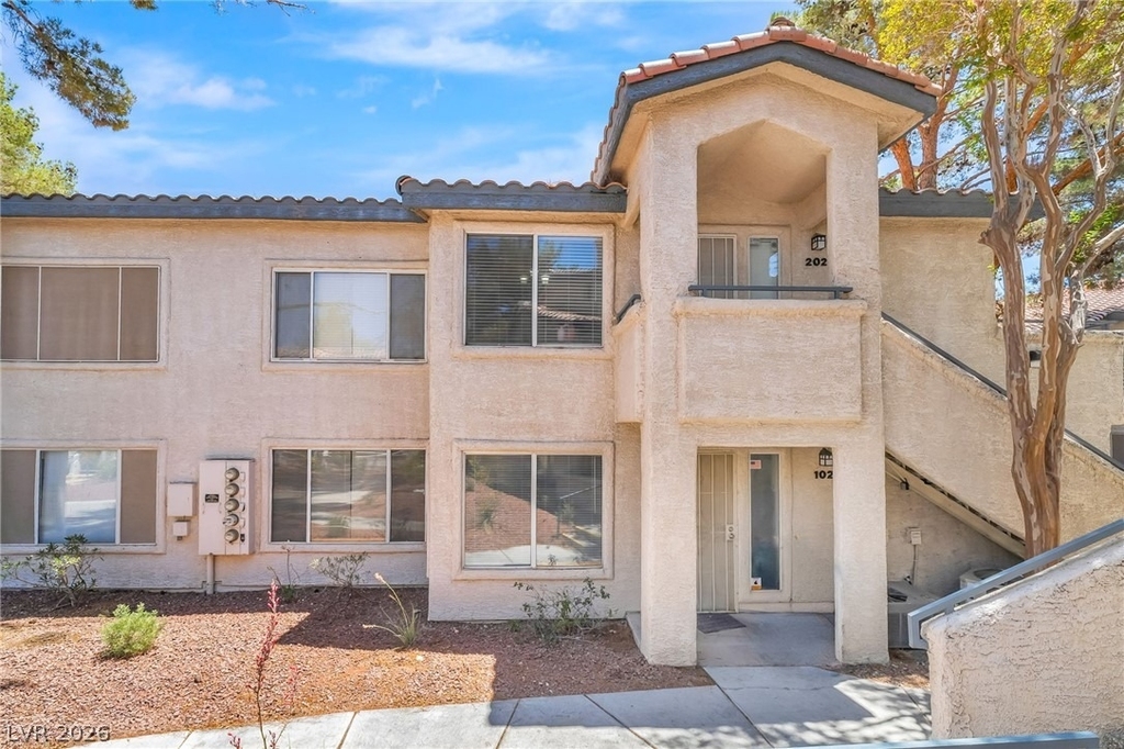3060 Tarpon Drive - Photo 0