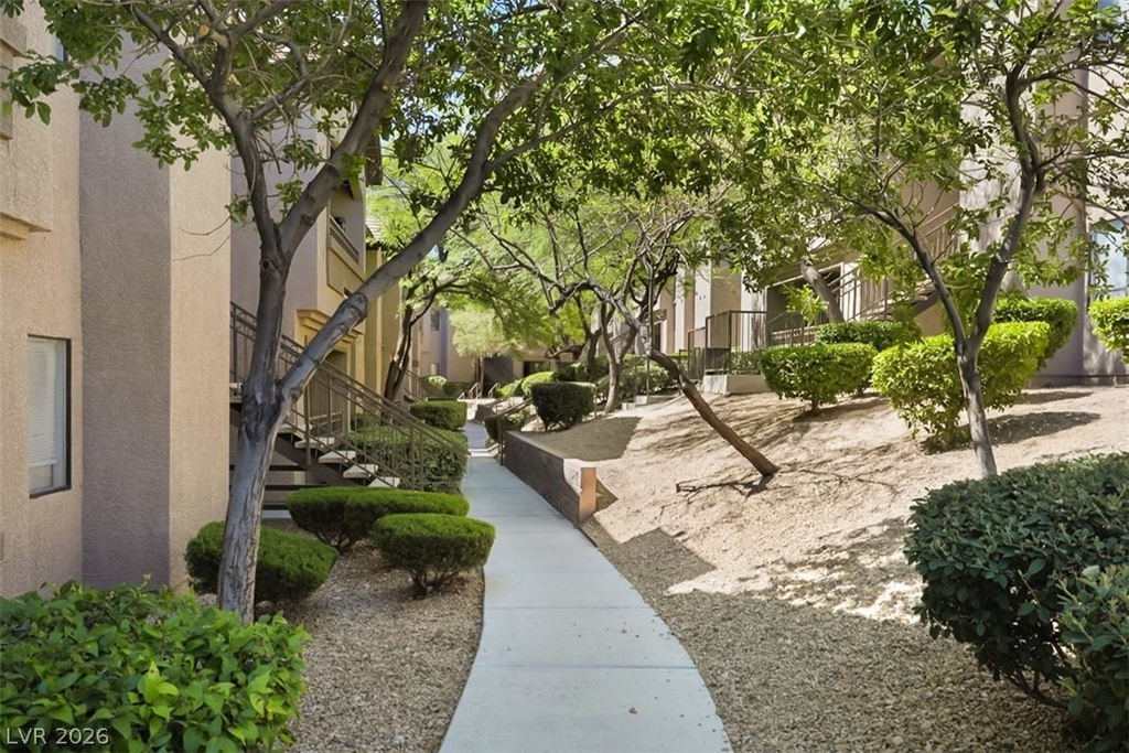 8250 N Grand Canyon Drive - Photo 0