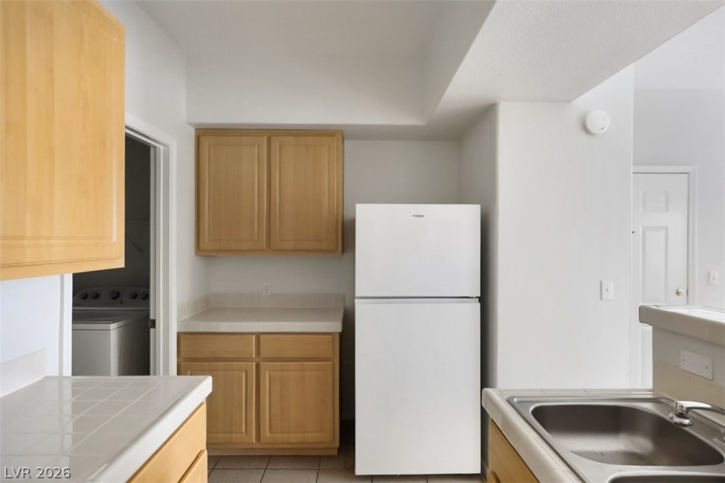 8250 N Grand Canyon Drive - Photo 14