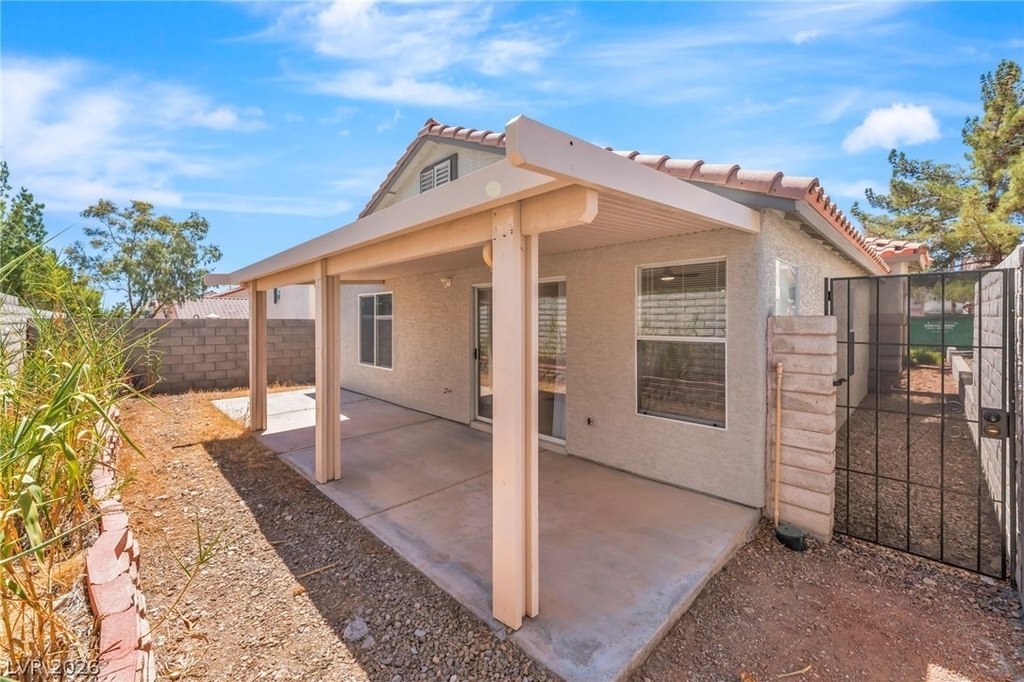 8632 Majestic Pine Avenue - Photo 14