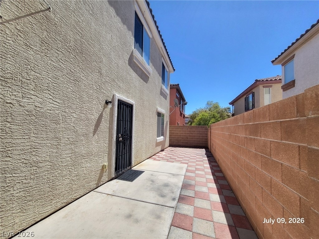 8925 Rosewood Meadows Court - Photo 15