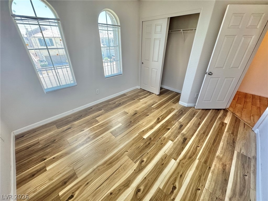 4972 W Moberly Avenue - Photo 10