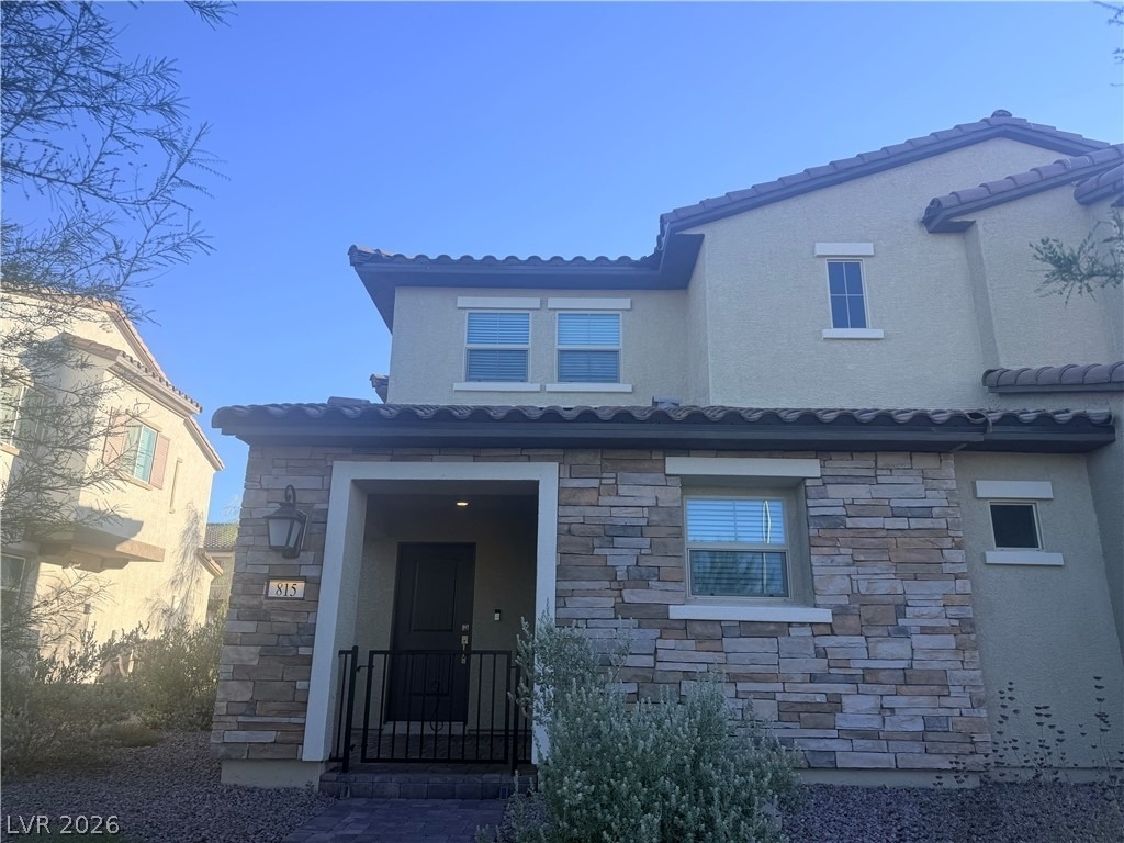 815 Watford Place - Photo 1