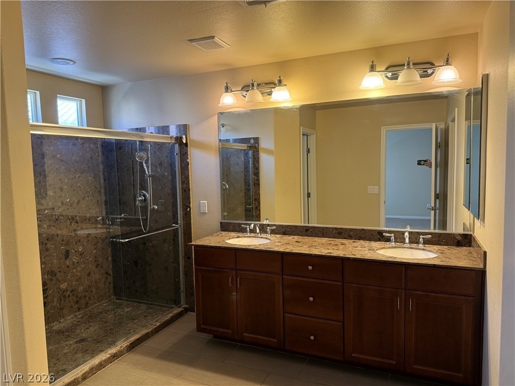 6083 Crown Palms Avenue - Photo 14