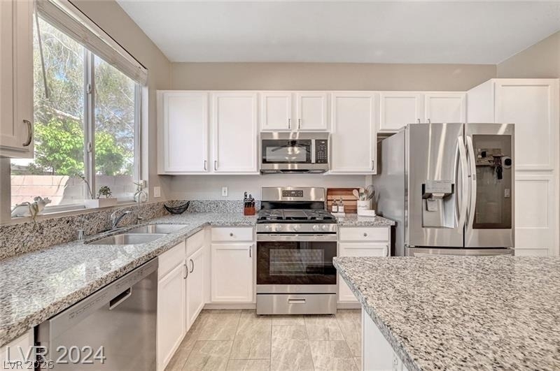 10914 Esta Ponia Court - Photo 17