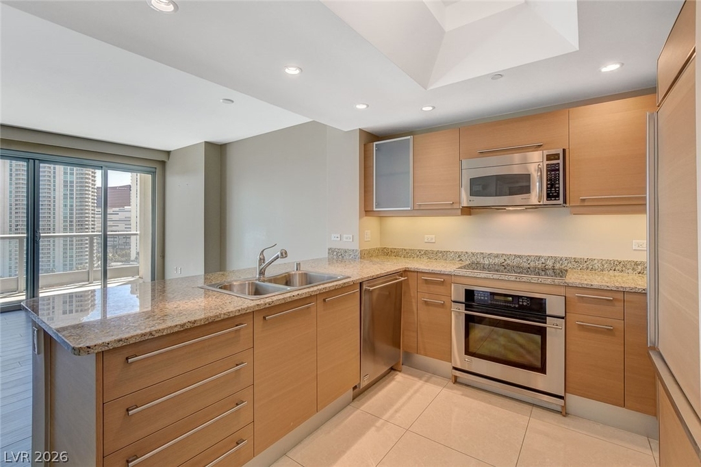 222 Karen Avenue - Photo 1
