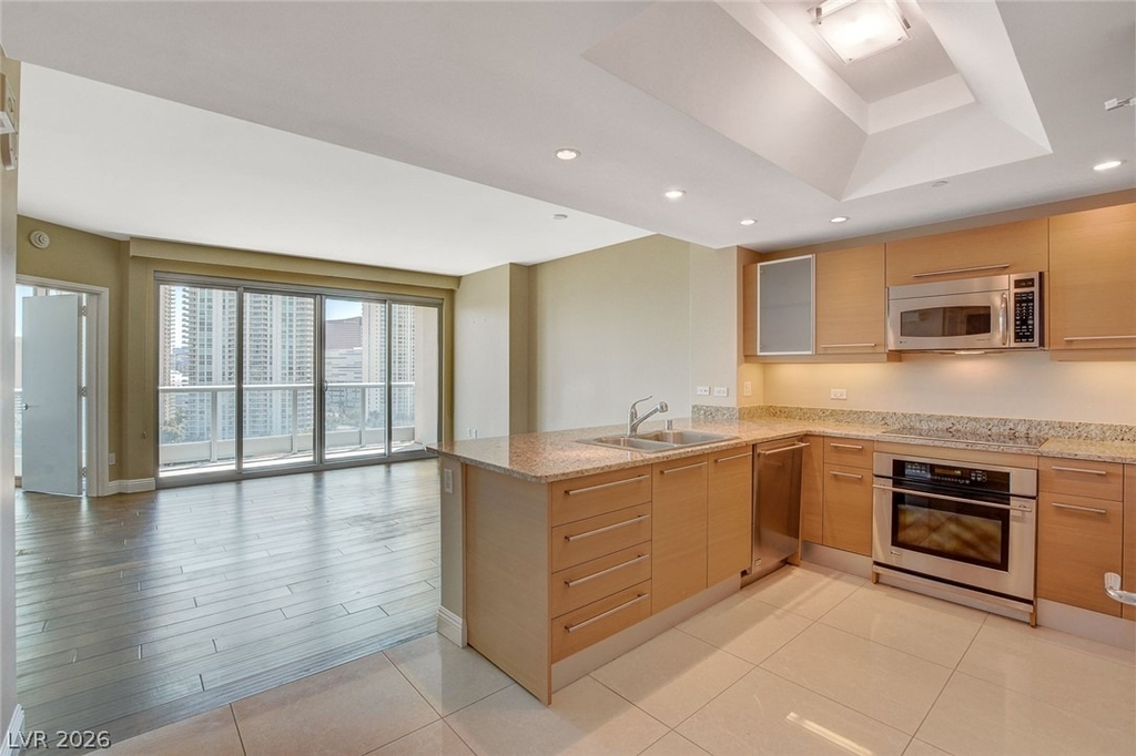 222 Karen Avenue - Photo 0