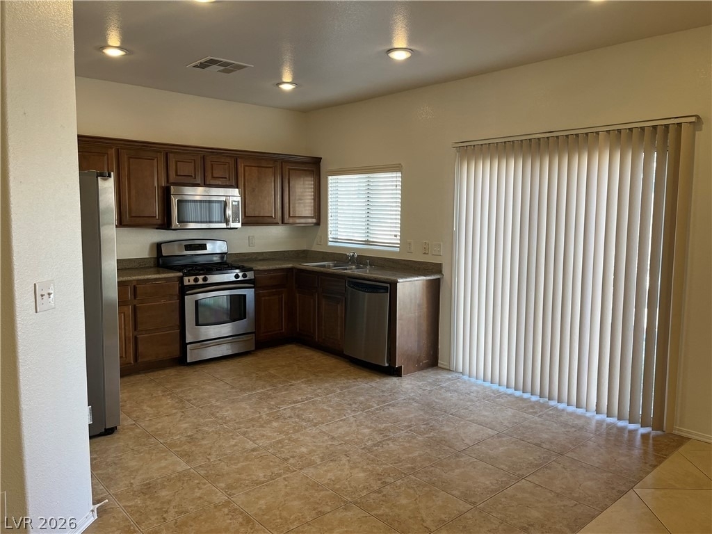 10600 Cold Mountain Avenue - Photo 9