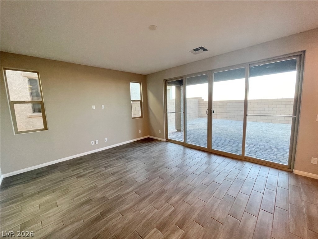 7108 Tilligerry Street - Photo 9