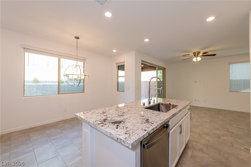 12412 Ocean Tiller Avenue - Photo 11