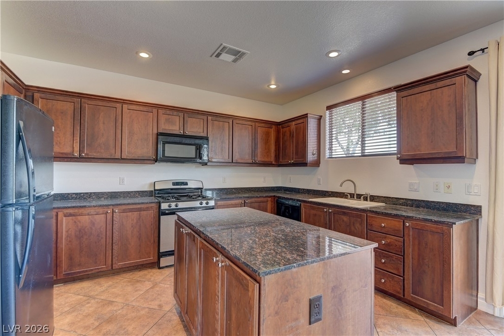9278 Bearded Iris Avenue - Photo 7