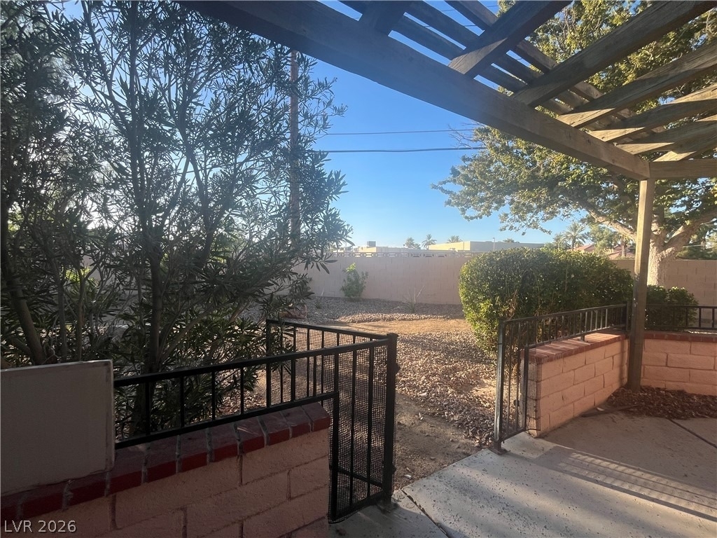 3611 Laguna Del Sol Drive - Photo 4