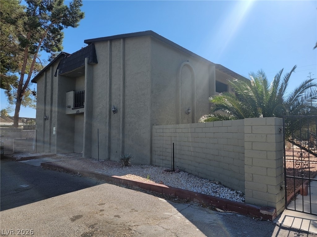 1773 E Harmon Avenue - Photo 23