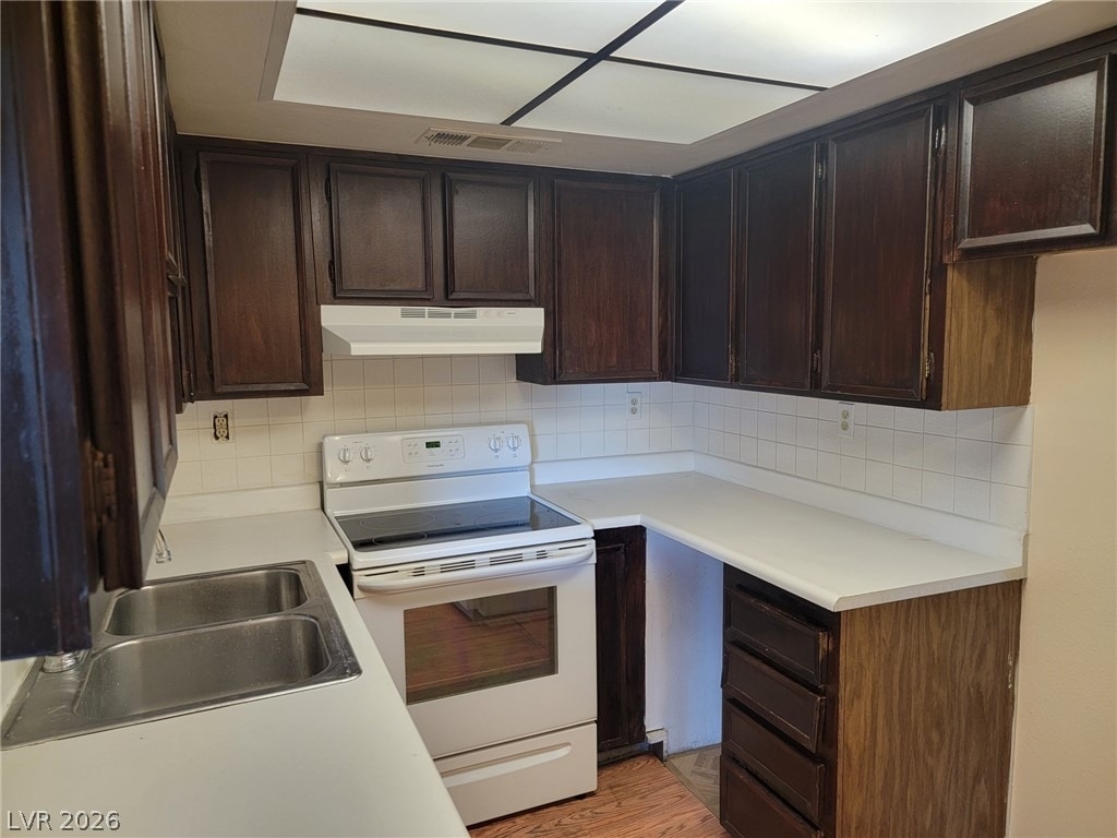1773 E Harmon Avenue - Photo 2